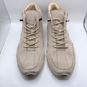 Men's DBeck Explorer series suede boots.